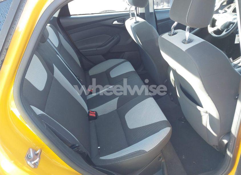 Photo 8 of 2012 Ford Focus SE (VIN 1FAHP3F20CL283355)