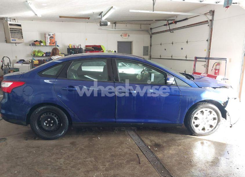 Photo 14 of 2012 Ford Focus SE (VIN 1FAHP3F20CL421086)