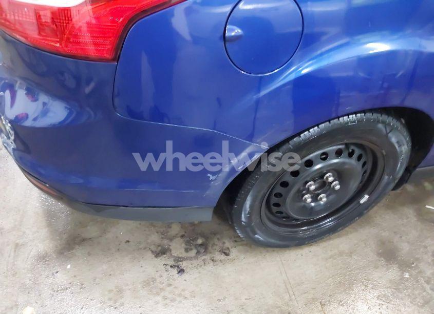 Photo 19 of 2012 Ford Focus SE (VIN 1FAHP3F20CL421086)