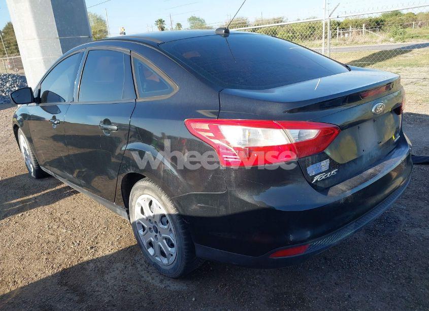 Photo 3 of 2012 Ford Focus SE (VIN 1FAHP3F20CL455495)