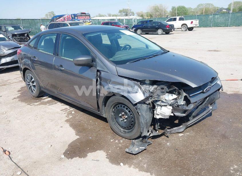 2012 Ford Focus SE (VIN 1FAHP3F20CL456565) main photo