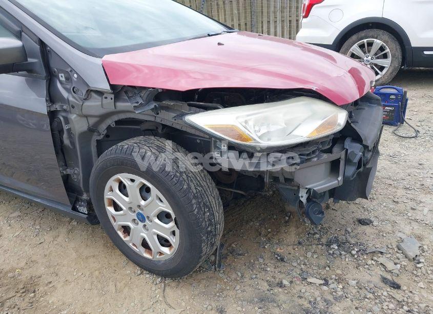 Photo 15 of 2012 Ford Focus SE (VIN 1FAHP3F21CL156730)