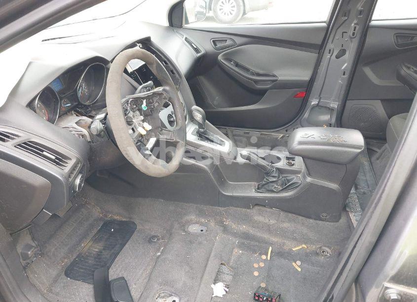 Photo 6 of 2012 Ford Focus SE (VIN 1FAHP3F21CL156730)