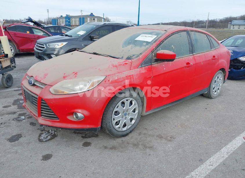Photo 2 of 2012 Ford Focus SE (VIN 1FAHP3F21CL160454)