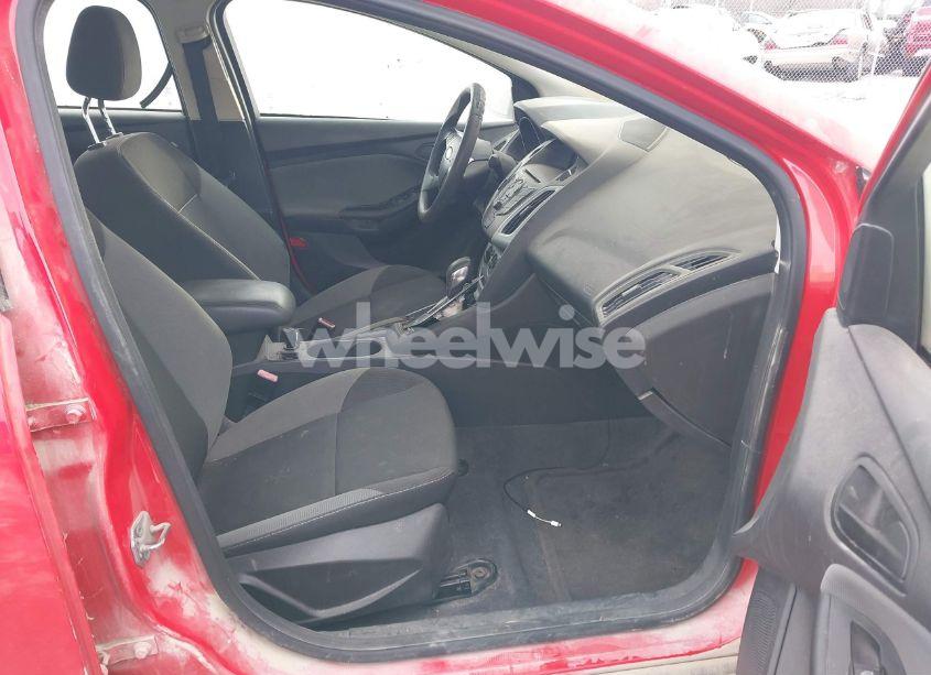 Photo 5 of 2012 Ford Focus SE (VIN 1FAHP3F21CL160454)