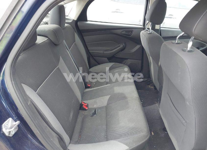 Photo 8 of 2012 Ford Focus SE (VIN 1FAHP3F21CL163449)