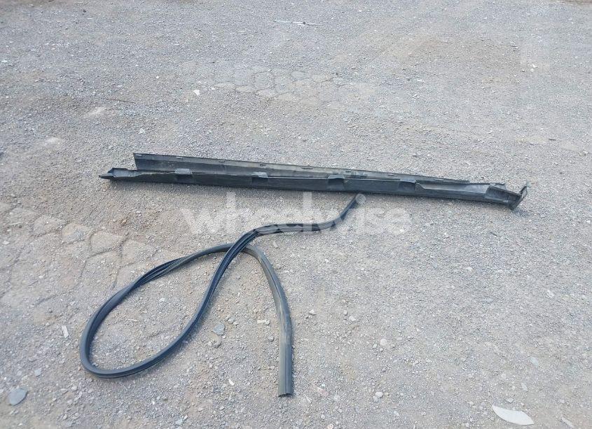 Photo 12 of 2012 Ford Focus SE (VIN 1FAHP3F21CL163564)