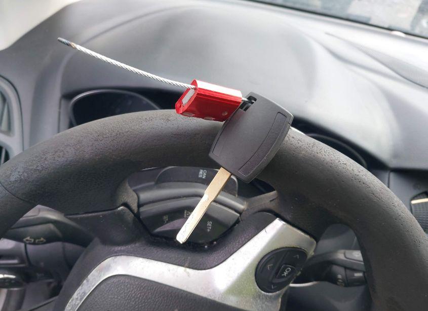 Photo 11 of 2012 Ford Focus SE (VIN 1FAHP3F21CL172314)