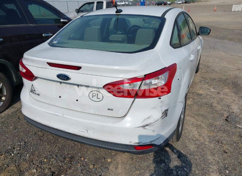 Photo 17 of 2012 Ford Focus SE (VIN 1FAHP3F21CL192126)