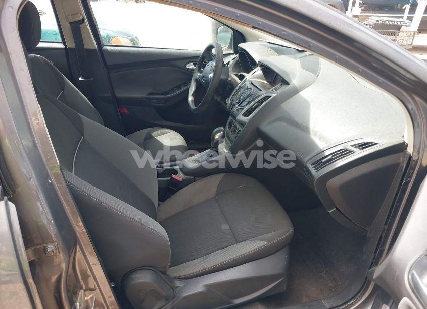 Photo 5 of 2012 Ford Focus SE (VIN 1FAHP3F21CL199240)