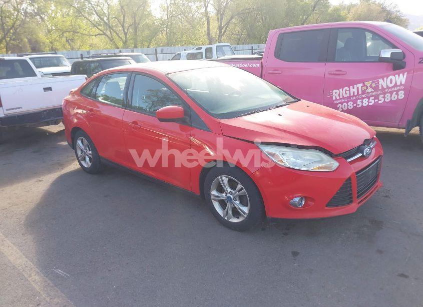 2012 Ford Focus SE (VIN 1FAHP3F21CL241308) main photo