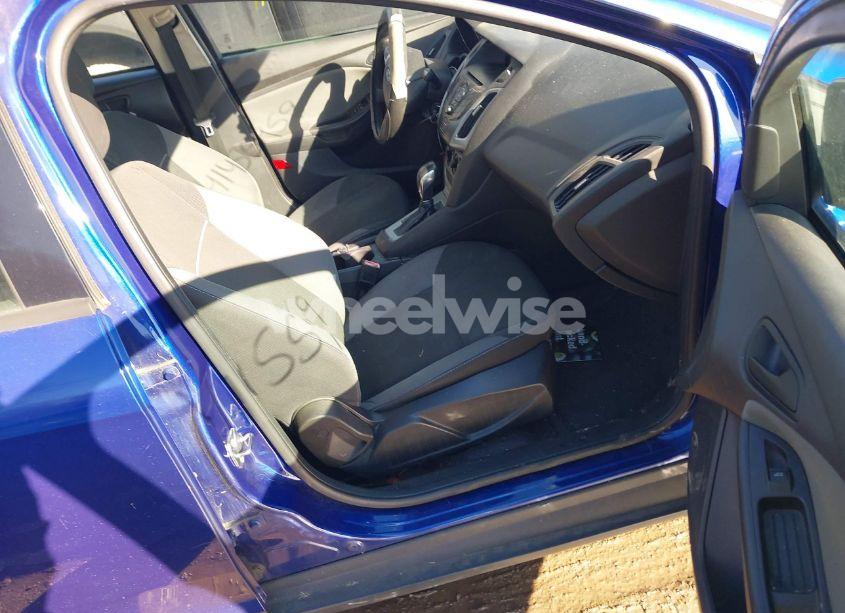 Photo 5 of 2012 Ford Focus SE (VIN 1FAHP3F21CL242622)