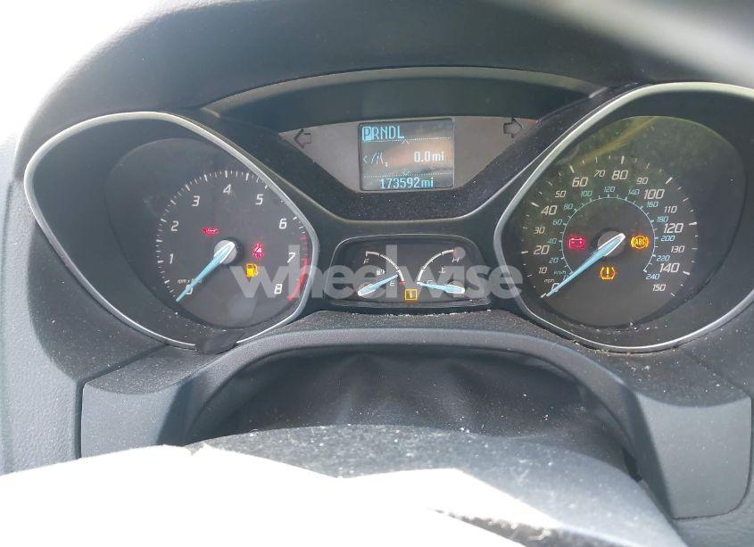 Photo 7 of 2012 Ford Focus SE (VIN 1FAHP3F21CL242622)