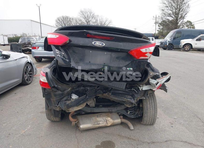Photo 16 of 2012 Ford Focus SE (VIN 1FAHP3F21CL265270)