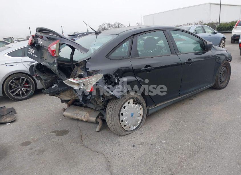 Photo 4 of 2012 Ford Focus SE (VIN 1FAHP3F21CL265270)