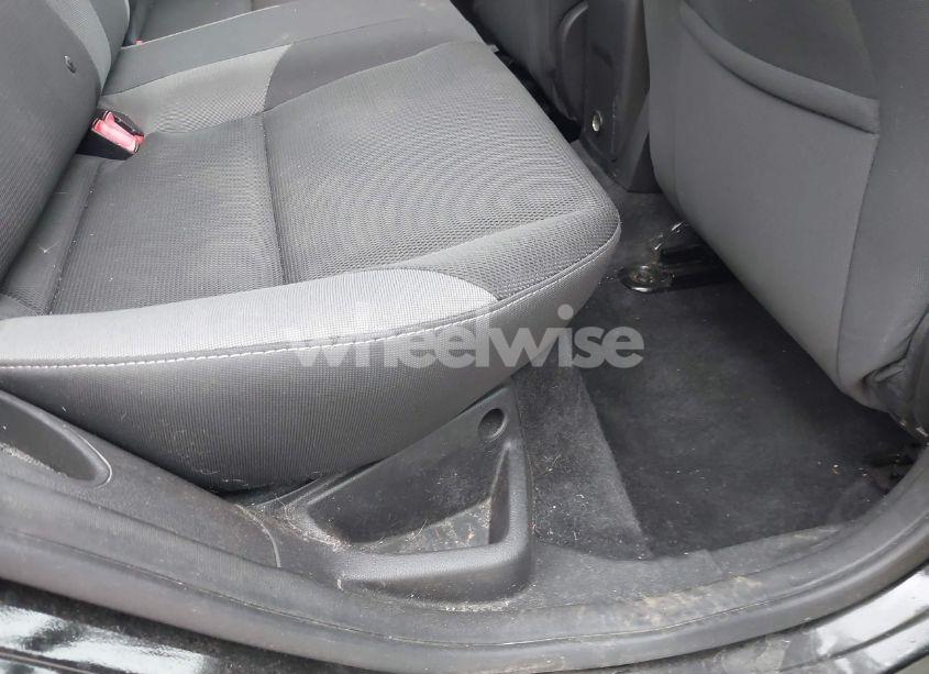 Photo 8 of 2012 Ford Focus SE (VIN 1FAHP3F21CL265270)