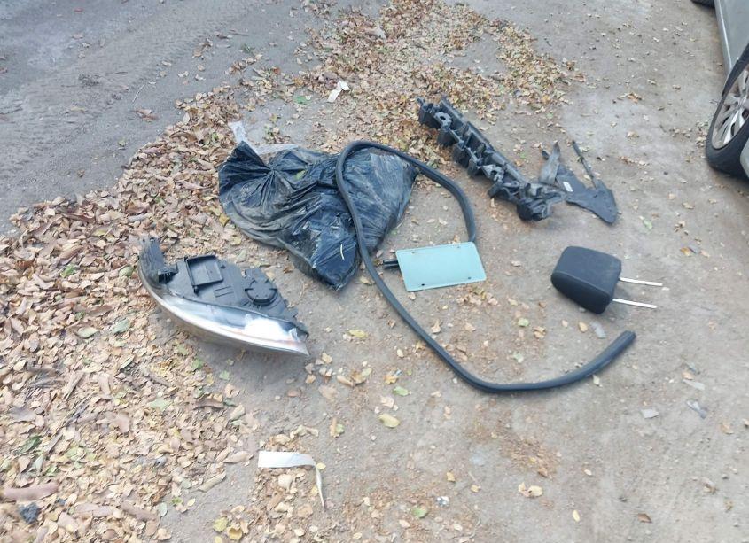 Photo 12 of 2012 Ford Focus SE (VIN 1FAHP3F21CL289732)