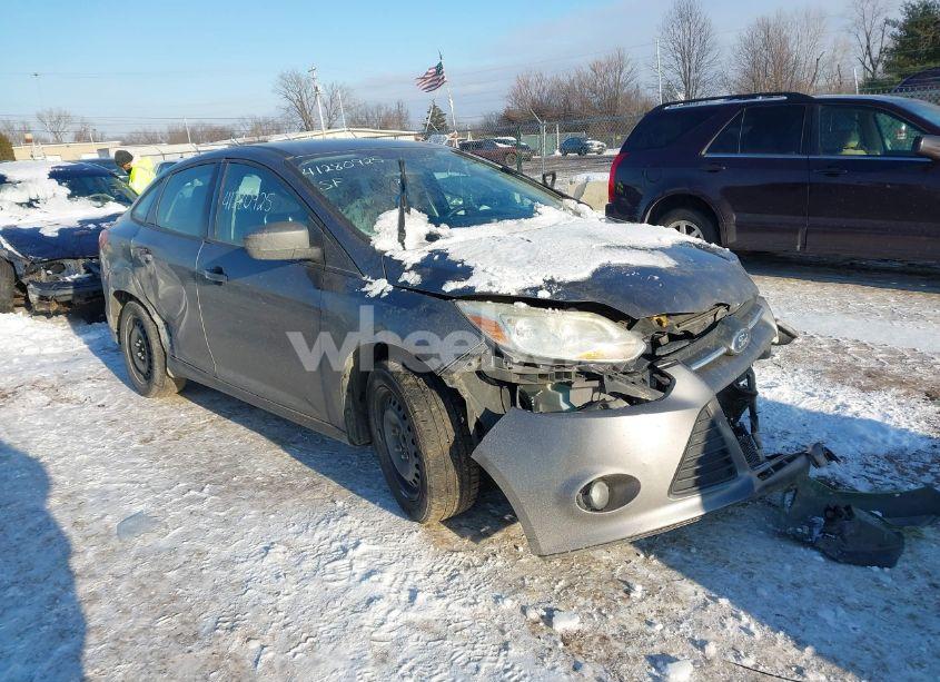2012 Ford Focus SE (VIN 1FAHP3F21CL300499) main photo
