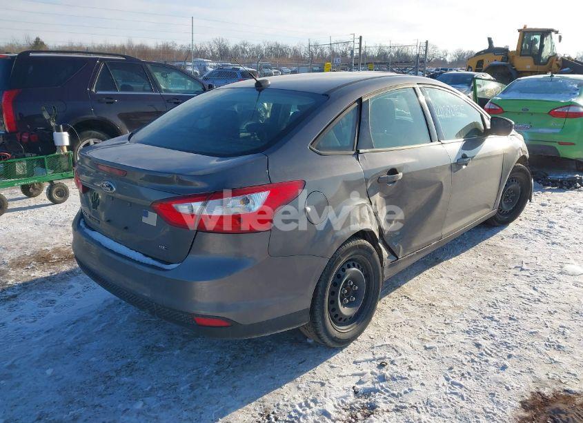 Photo 4 of 2012 Ford Focus SE (VIN 1FAHP3F21CL300499)