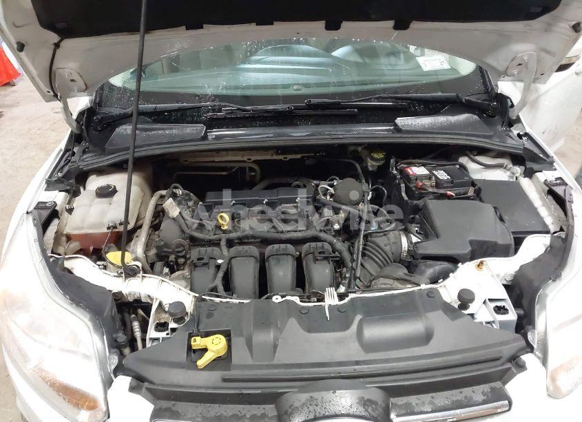 Photo 10 of 2012 Ford Focus SE (VIN 1FAHP3F21CL301085)