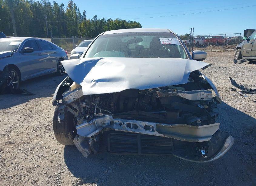 Photo 12 of 2012 Ford Focus SE (VIN 1FAHP3F21CL310854)