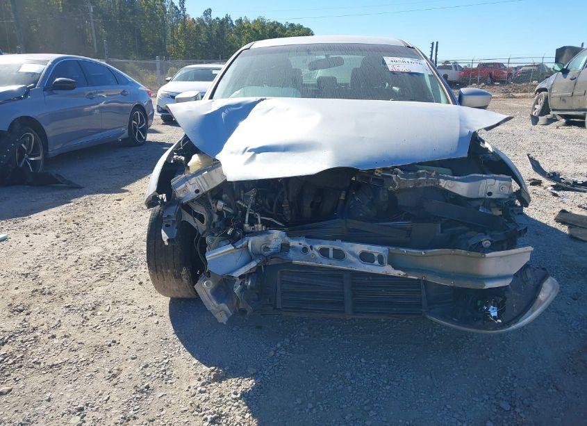 Photo 6 of 2012 Ford Focus SE (VIN 1FAHP3F21CL310854)