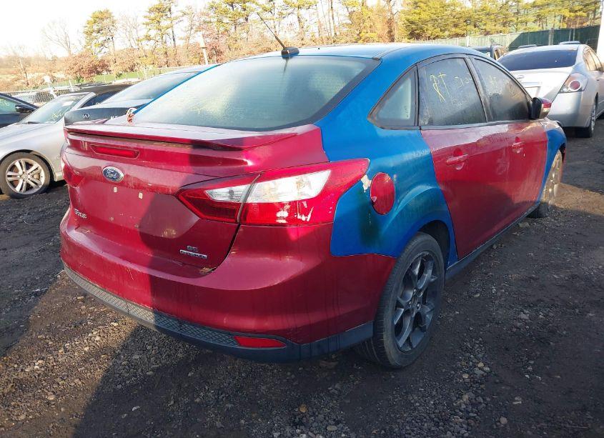 Photo 4 of 2012 Ford Focus SE (VIN 1FAHP3F21CL406063)