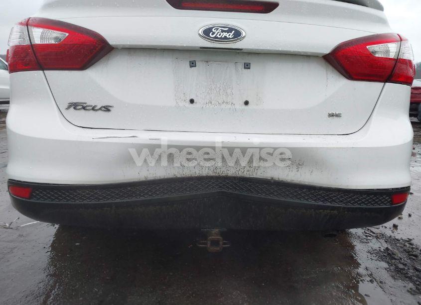 Photo 6 of 2012 Ford Focus SE (VIN 1FAHP3F21CL426278)