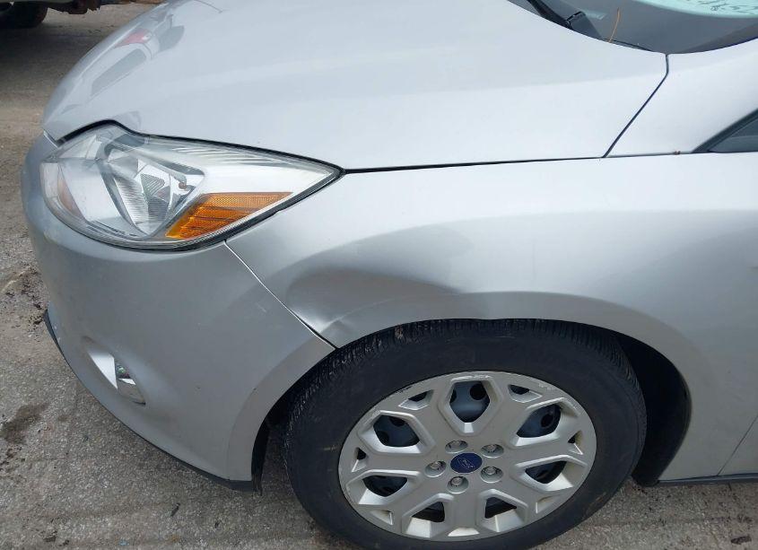 Photo 12 of 2012 Ford Focus SE (VIN 1FAHP3F21CL446918)