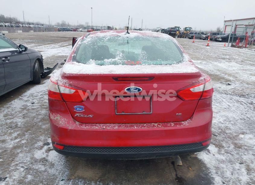 Photo 16 of 2012 Ford Focus SE (VIN 1FAHP3F22CL125261)