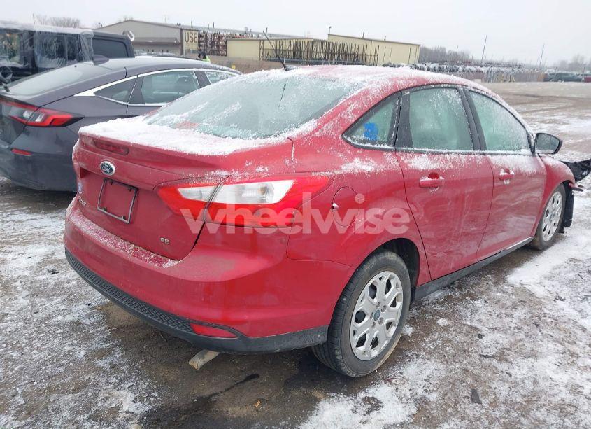 Photo 4 of 2012 Ford Focus SE (VIN 1FAHP3F22CL125261)