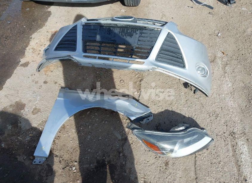 Photo 12 of 2012 Ford Focus SE (VIN 1FAHP3F22CL201870)