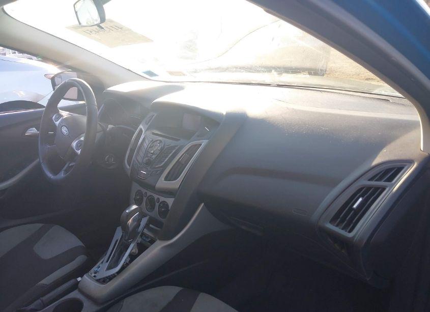 Photo 5 of 2012 Ford Focus SE (VIN 1FAHP3F22CL204705)