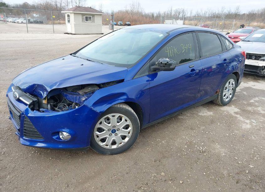 Photo 2 of 2012 Ford Focus SE (VIN 1FAHP3F22CL220418)