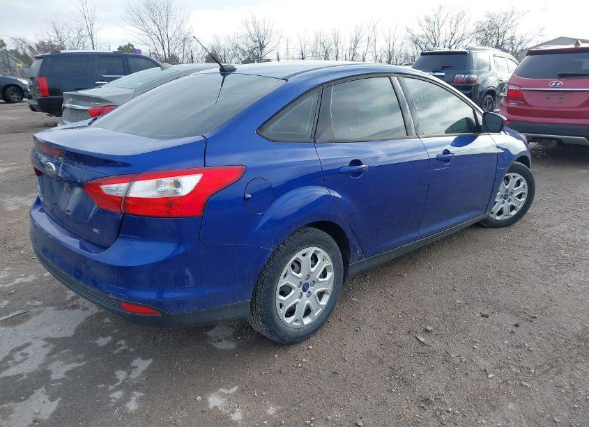 Photo 4 of 2012 Ford Focus SE (VIN 1FAHP3F22CL220418)