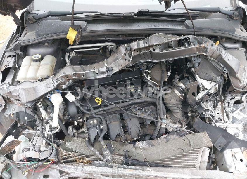 Photo 10 of 2012 Ford Focus SE (VIN 1FAHP3F22CL261437)