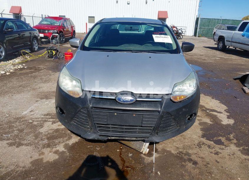 Photo 12 of 2012 Ford Focus SE (VIN 1FAHP3F22CL273216)