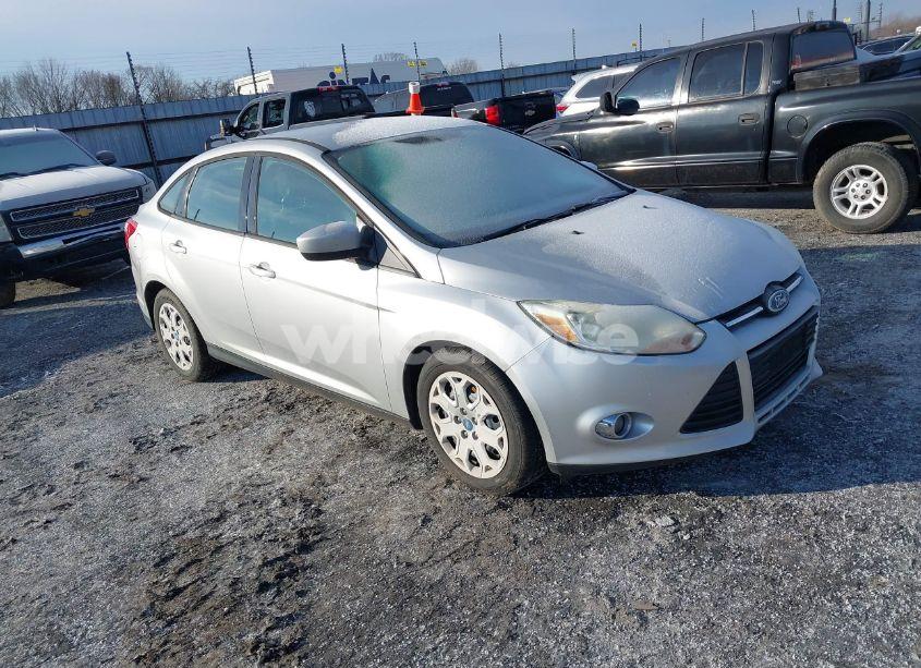 2012 Ford Focus SE (VIN 1FAHP3F22CL278691) main photo