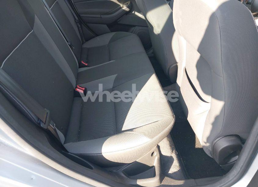 Photo 8 of 2012 Ford Focus SE (VIN 1FAHP3F22CL278691)