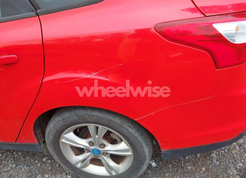 Photo 6 of 2012 Ford Focus SE (VIN 1FAHP3F22CL286953)