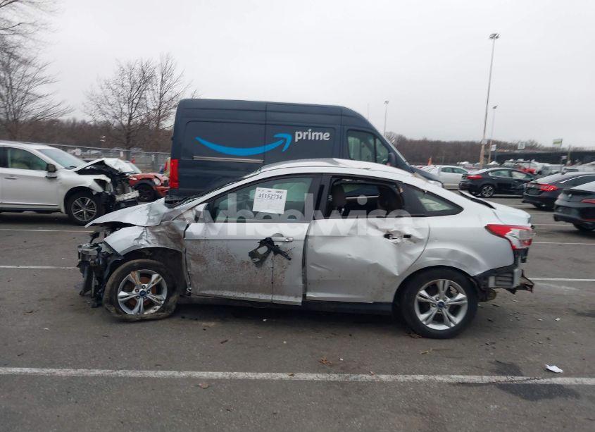 Photo 13 of 2012 Ford Focus SE (VIN 1FAHP3F22CL303458)