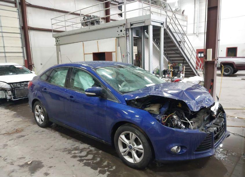 2012 Ford Focus SE (VIN 1FAHP3F22CL330725) main photo