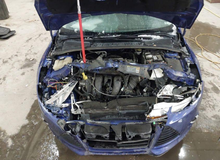 Photo 10 of 2012 Ford Focus SE (VIN 1FAHP3F22CL330725)