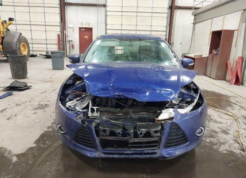 Photo 12 of 2012 Ford Focus SE (VIN 1FAHP3F22CL330725)