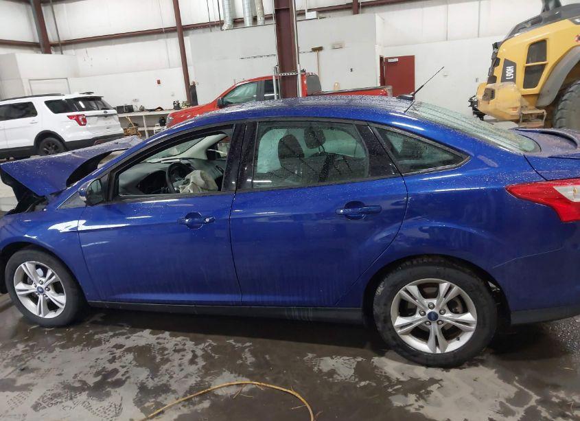 Photo 14 of 2012 Ford Focus SE (VIN 1FAHP3F22CL330725)