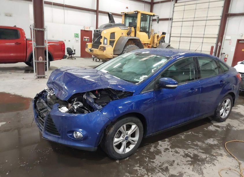 Photo 2 of 2012 Ford Focus SE (VIN 1FAHP3F22CL330725)