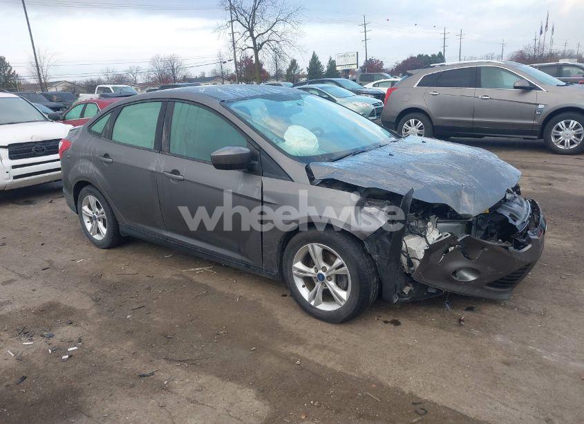 2012 Ford Focus SE (VIN 1FAHP3F22CL414740) main photo