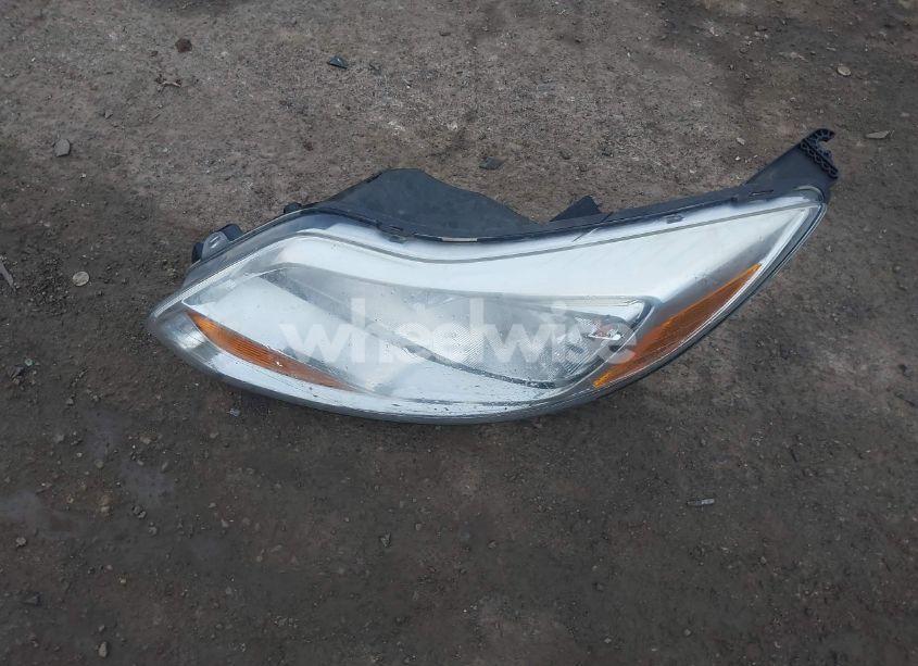 Photo 12 of 2012 Ford Focus SE (VIN 1FAHP3F22CL414740)