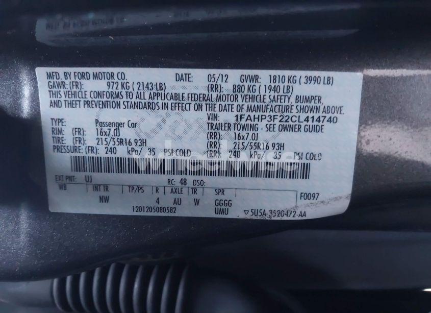 Photo 9 of 2012 Ford Focus SE (VIN 1FAHP3F22CL414740)