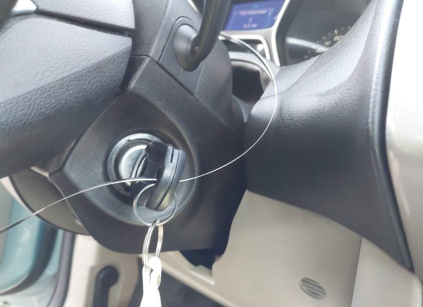 Photo 11 of 2012 Ford Focus SE (VIN 1FAHP3F22CL447043)